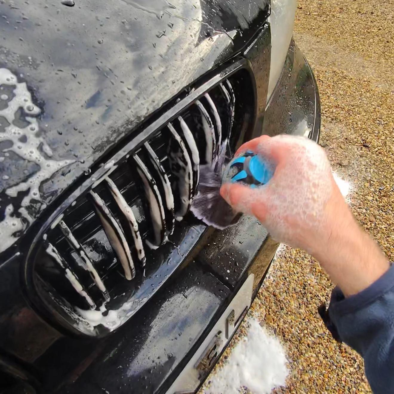 Ultimate Ball Detail Brush – Perfect for Wheels, Dust, and Interior Shine!