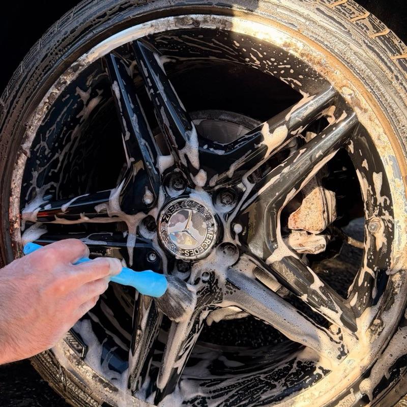 Torque – Advanced Non-Acidic Wheel Cleaner